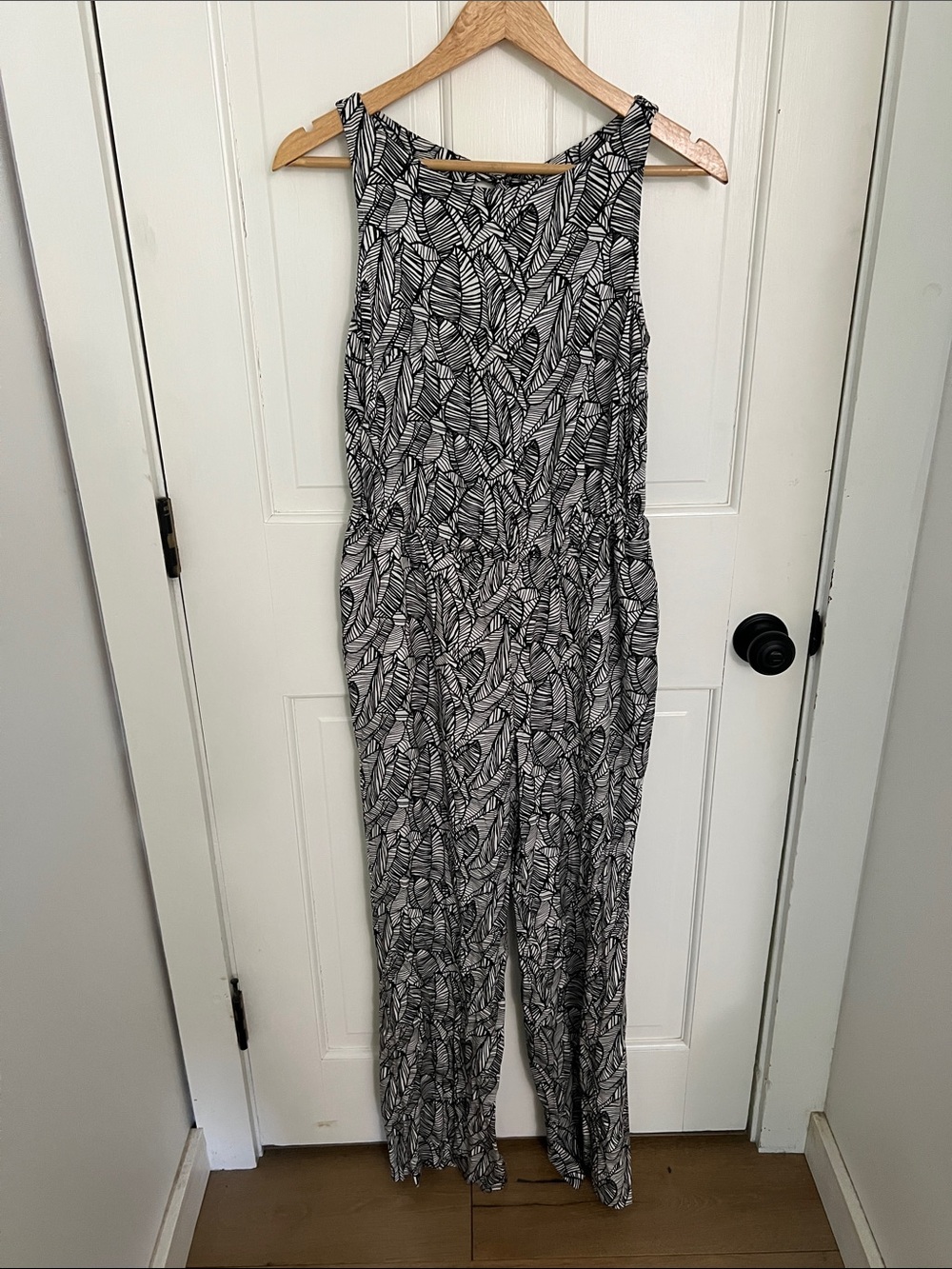 Loft Sleeveless Black & White Printed Jumpsuit